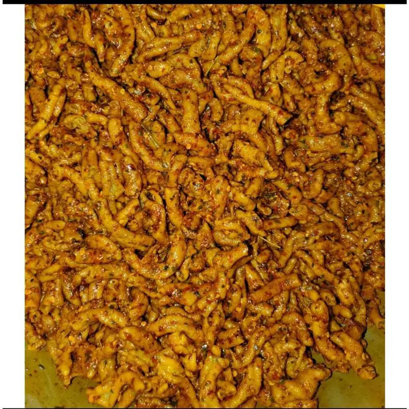 USUS PEDAS DAUN JERUK ISI 100GRAM ENAK CEMILAN SEHAT 1