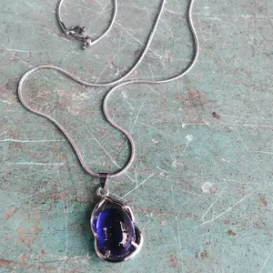 Liontin terbaru kalung titanium Blue safir siap pakai