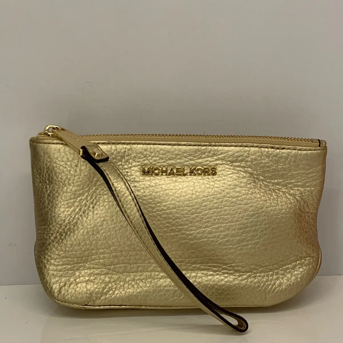 (Preowned-C1594) Michael Kors Cosmetic Pouch
