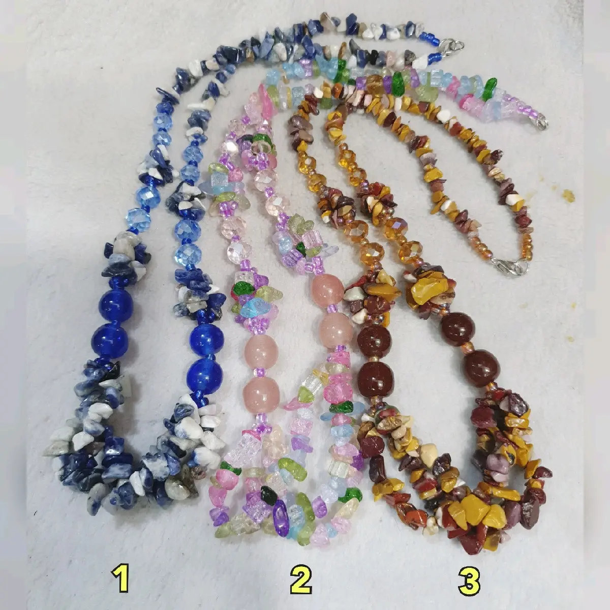 Kalung batu kerikil C