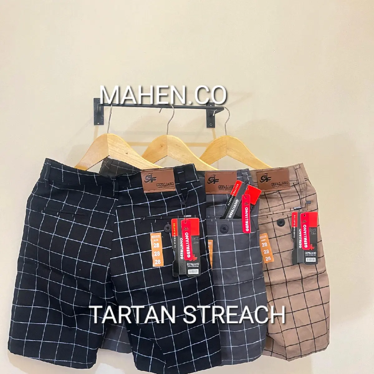 CELANA PENDEK PRIA TARTAN GEFALIANO (MELAR) Chino Kotak Nyaman Shorts Dewasa Combed Motif Hitam Cowok