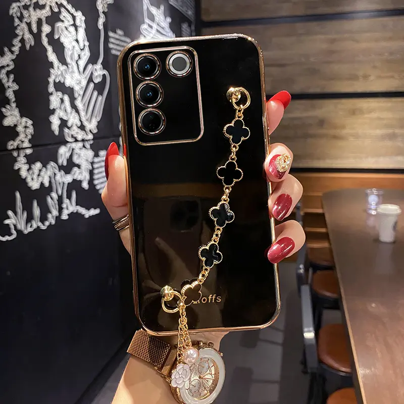 New Style Casing For VIVO V29e 5G V29 5G V27 V27e V25e V25 PRO 5G  Fashion Shockproof Electroplated with Clover Bracelet Phone Case VivoV29E VIVOV29 Camera Lens Protection Cover