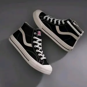 Sepatu Ventelaa High Black Natural-Sepatu High Pria Wanitaa Casual Kanvas Hitam Karet Sneakers