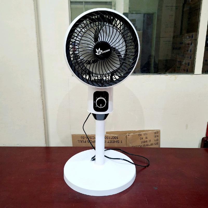 Kipas Angin Berdiri Miyoshi M 816 Ukuran 9 Inch 1