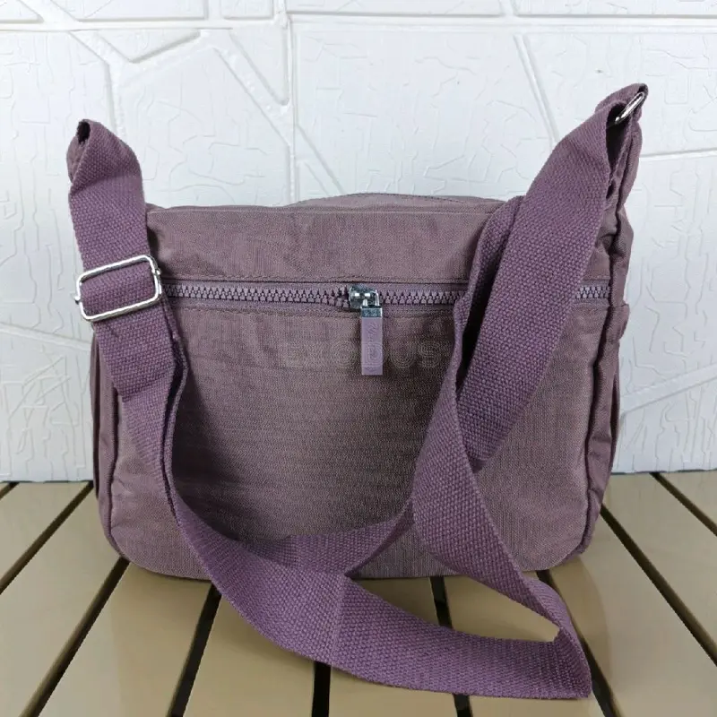 Weilexing Tas Selempang Wanita Import Bahan Crincle Multi Kompartemen 4