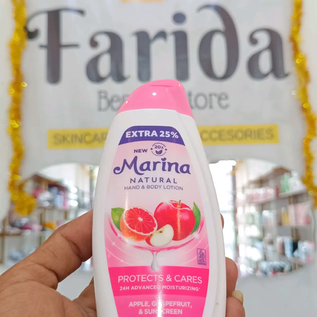 MARINA Jand & Body Lotion PROTECTS & CARES