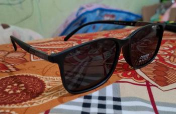 Product Review of TERLARISSSS Kacamata Hitam Pria Wanita Kacamata Gaya pria keren A1216 Lensa polarized UV 400 COD Eyewear Sunglasses from E**e 1