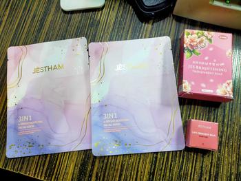 Product Review of Jestham Lips Embroisdery Balm - Pemerah Bibir from P**n 2