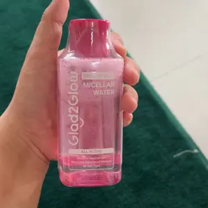 Glad2Glow Brightening Micellar Water 130ml / 230ml / 300ml-Rich in Niacinamide Skintint Glow Booster Powerstay All in One For All Skin Type Menghapus Makeup Waterproof Meratakan Warna Kulit Mengembalikan Kesegaran Glowingnya Seharian G2G