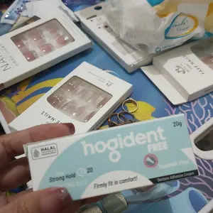 Hogident Lem/Krim Perekat Gigi Palsu Kuat 20 Jam Minty Fresh & Flavour Free Mencegah Bau Mulut Gusi Bengkak & Gigi Berlubang Untuk Perawatan Harian