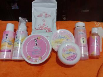 Product Review of [ARTHA LDT] BUY BLEACHING + AHA BODY SERUM [BRIGHTENING WITH GLUTATHIONE & COLLAGEN]  Lightening Wanita from F**i I**a Y**i 0