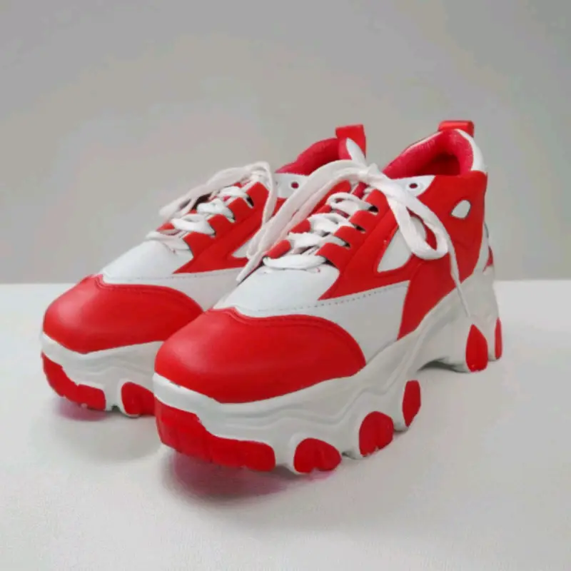 Sepatu Sneakers Wanita Sol Tinggi Model Terbaru Musim panas Musim dingin Tanpa Hak Casual Flat Putih Shoes 2