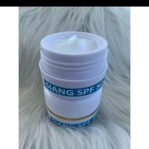 Sunscreen glowing Spf 50+