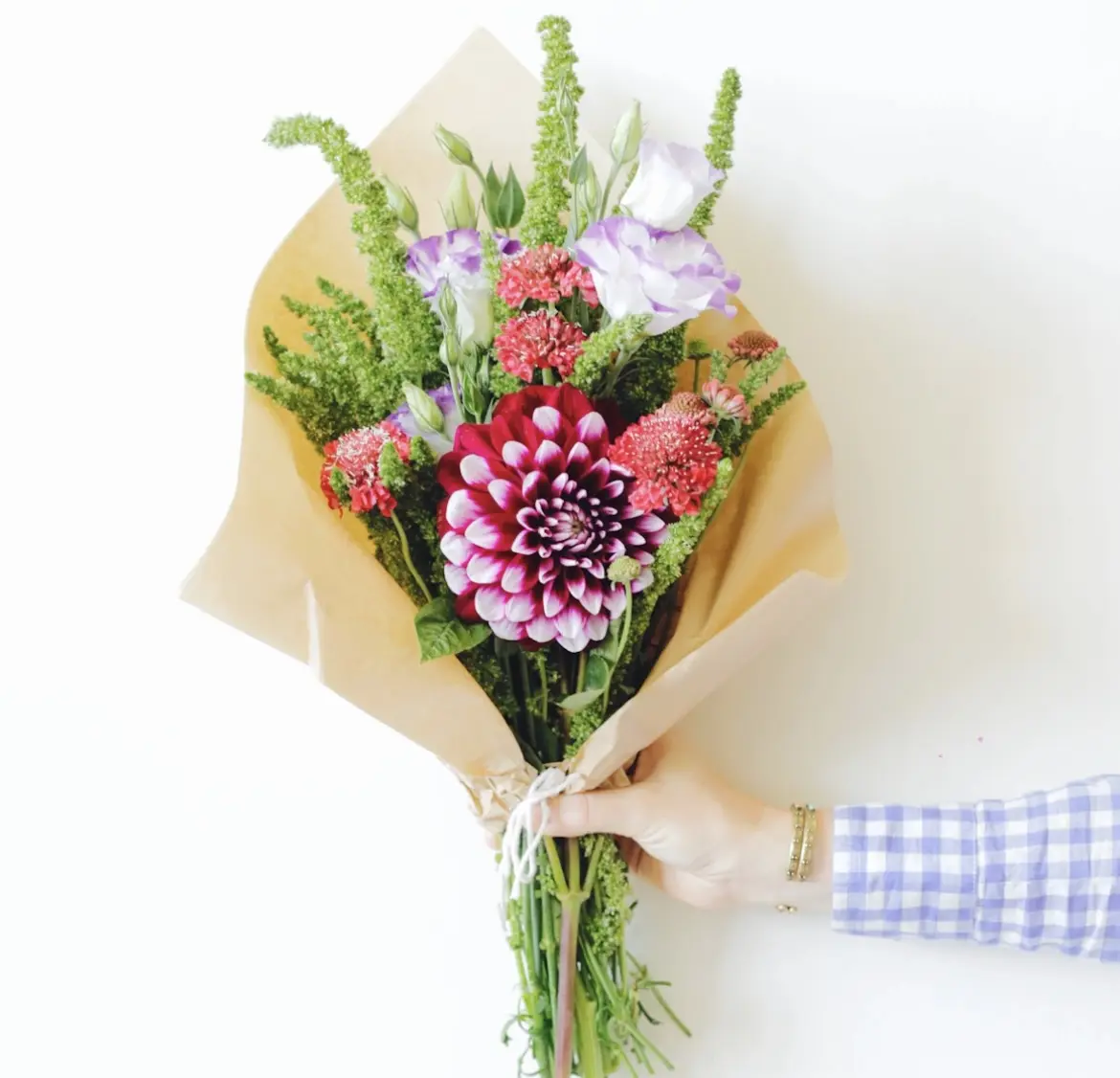 Daily Pick Flower Bouquet Fresh Cut Flowers Wrapped Kraft Paper Flower Gift Vase Decor
