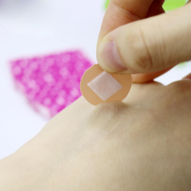 Product Introduction of 2 Styles Cute Bandaid Breathable Waterproof Patch Cartoon Wound Bandages Cute Breathable Band Adhesive for Kids Healthcare Kit 4