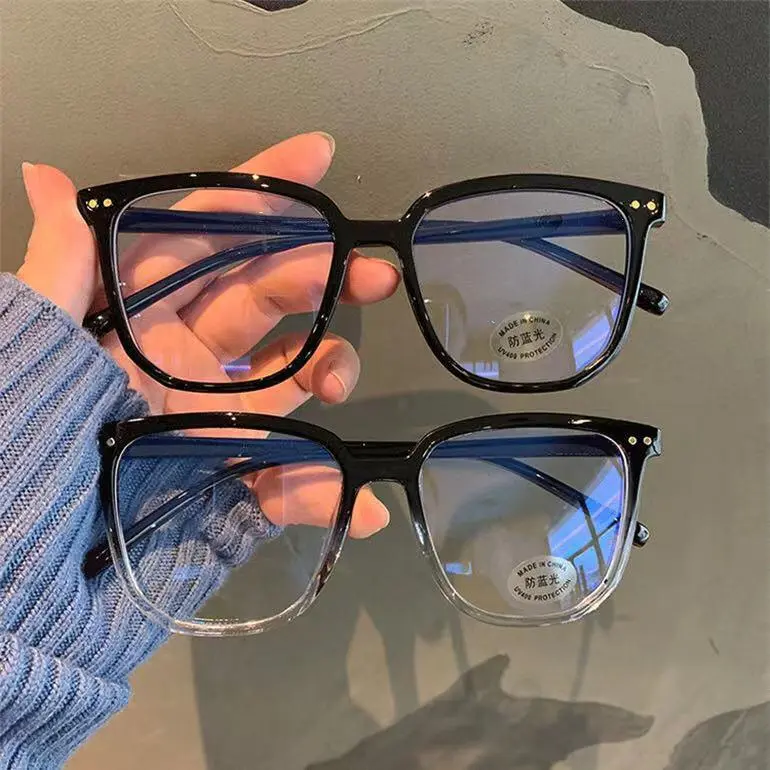 0 600 new anti blue light men's and women's finished myopia glasses fashionable glasses