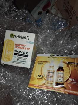 Product Review of GARNIER Water Gel Moisturizer 50ml  - (Pelembap untuk mencerahkan dan melembapkan kulit) - Niacinamide Hyaluron Vitamin C Brightening Skin Barrier - Single from n**w 2