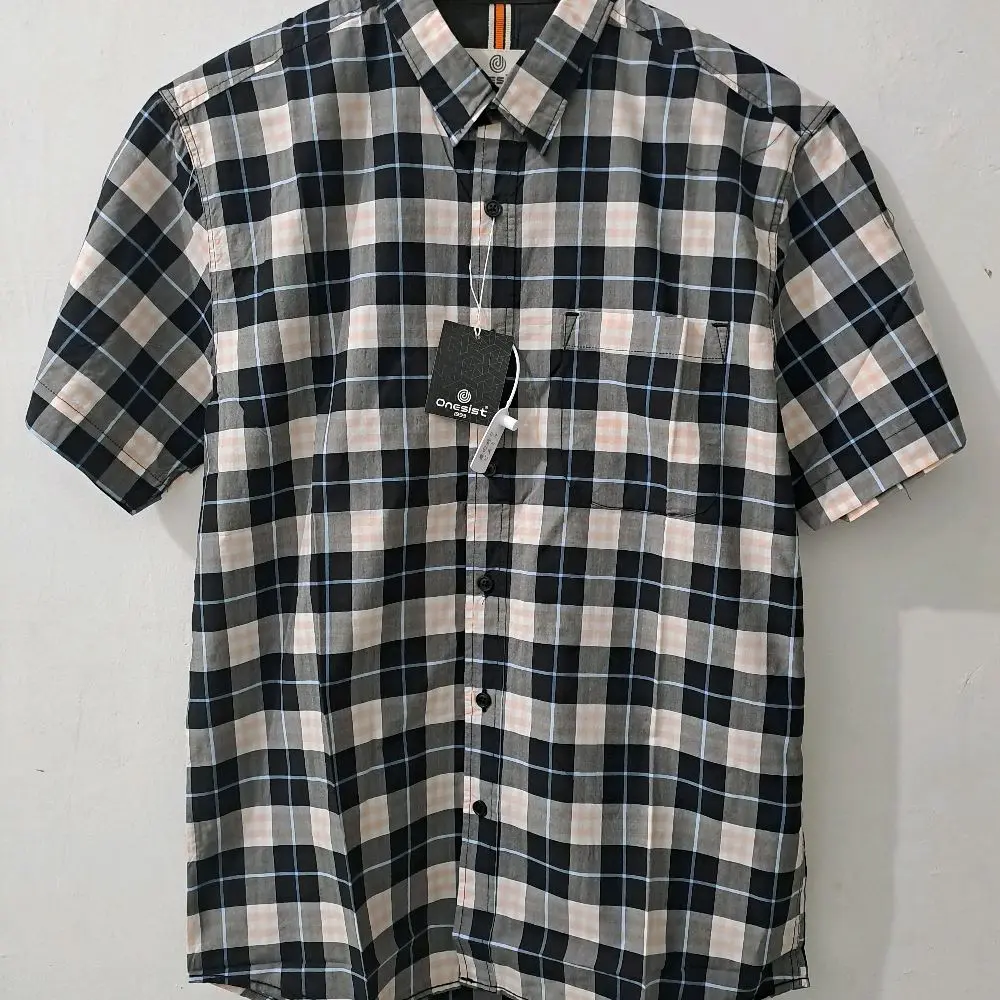 Kemeja Onesist Kotak Kotak Size L 2ZDD
