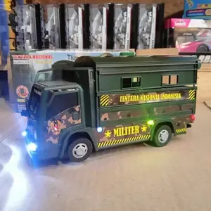 Mainan Truk Oleng Tentara Militer Ada Musik Dan Lampu Bump And Go