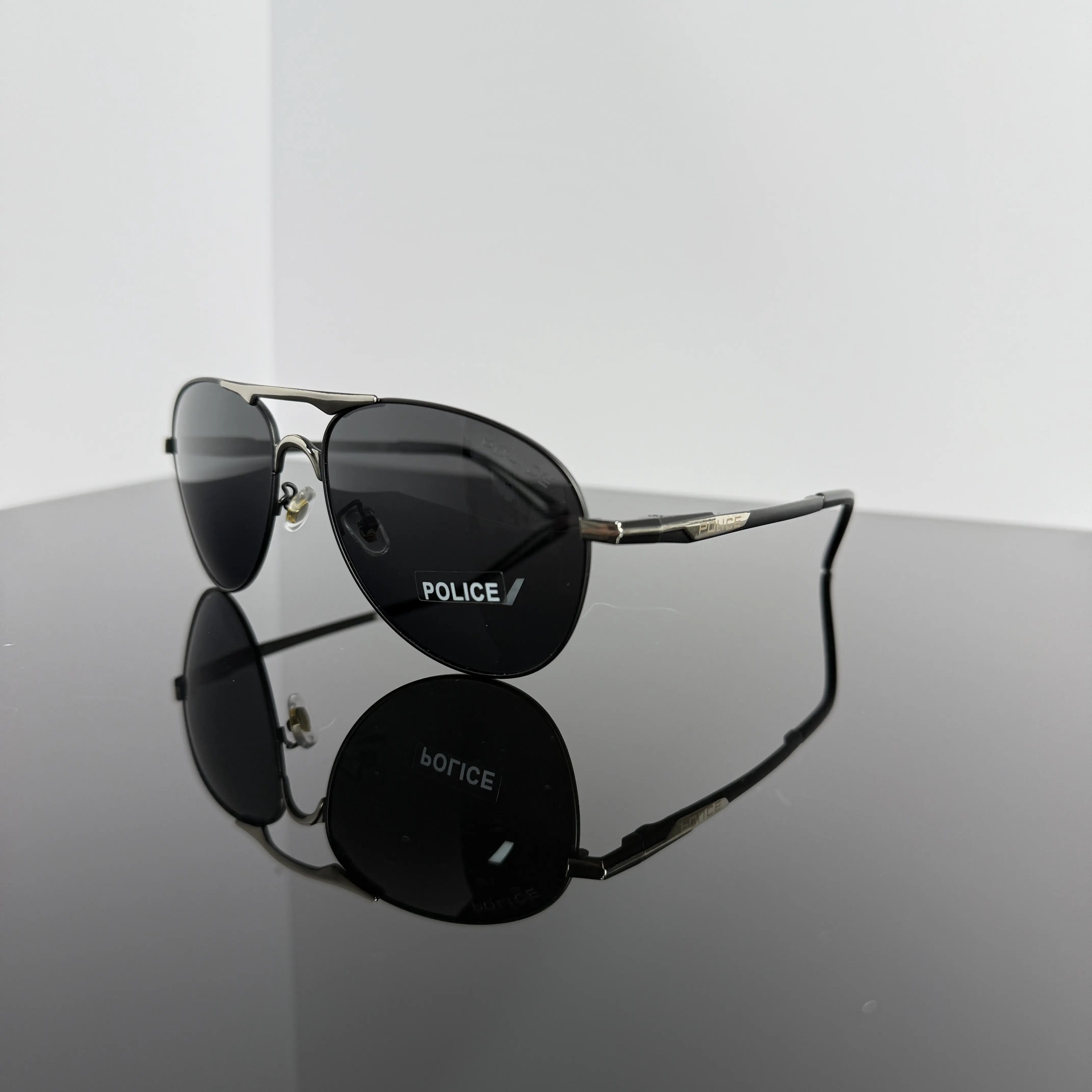 Kính Râm Nam, Phong Cách Cổ Điển Thời Trang, Phân Cực Unisex, Kính Râm Nữ Đẹp, Thích Hợp Để Lái Xe Ngoài Trời Và Du Lịch, Vật Dụng Thiết Yếu Để Đeo Hàng Ngày, Với Ống Kính Chất Liệu TAC, Tặng Kèm Hộp Đựng Kính
