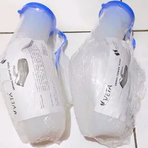 Pispot Kencing Pria Jumbo VETA Tutup Biru dan Pegangan Nyaman Urinal Laki-laki dengan Desain Ergonomis