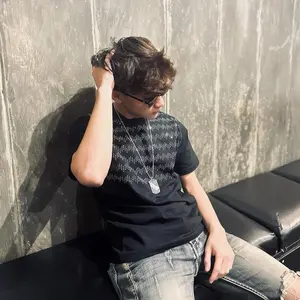 Nerva Studios - T-Shirt Rhinestone Premium Elegant Sparkle V2