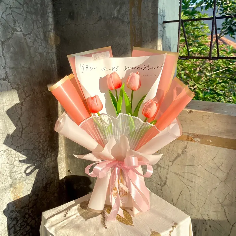ARTIFICIAL BOUQUET BUKET BUNGA PALSU BUNGA PLASTIK HADIAH GIFT WISUDA TUNANGAN HAND BUKET ENGAGEMENT 1
