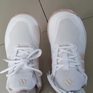 adidas Tennis GAMECOURT 2 TENNIS SHOES Women White KI0785