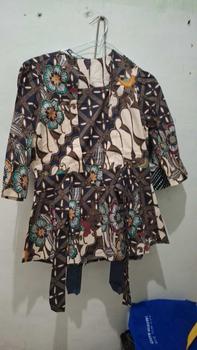 Product Review of Batik Wanita - Atasan Batik 311 Size XL Baju Nyaman from M**a S**k 0