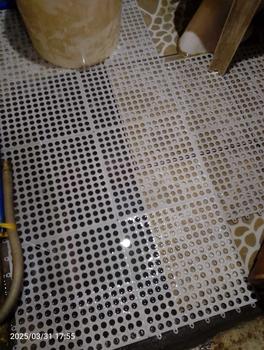 Product Review of 10Pcs Non-Slip Bathroom Shower Mat Bathmats PVC Floor Mats for Toilet Bathroom Rug - 30x30cm from l**e ** 0