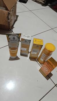 Product Review of Azarine Complete Face Series Treatment Paket Lengkap Skincare Face Wash Toner Day Cream Night Cream Moisturizer Cleansing Creamy Facial Oily from A**a W**n S**i 0
