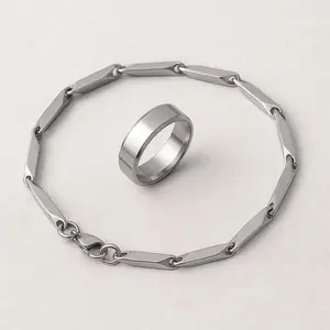 SATU SET GELANG RANTAI PADI TITANIUM DAN CINCIN POLOS PRIA WANITA