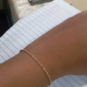 Gelang Emas Classic Korea Twist Super Ringan Gold 10K Semar Nusantara