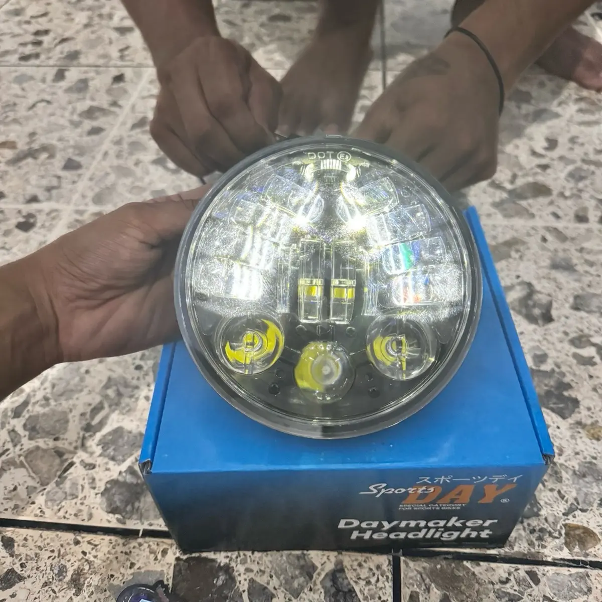 Lampu Day Meker 5.75 inch 16LED Double Senja Merk DAY PNP Batok L2G Jute CB125 VanVan YL CD90 CB GL MEGAPRO TIGER VIXION VESPA