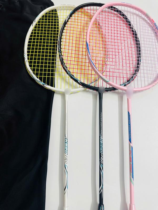 Vợt cầu lông Kumpoo K520pro R1.1 Trắng đen,Căng tối đa 13kg,hàng Rep11,tặng cuốn cán+ bao vợt kumpoo Sport Carbon Chống Trơn vợt đẹp Cacbon