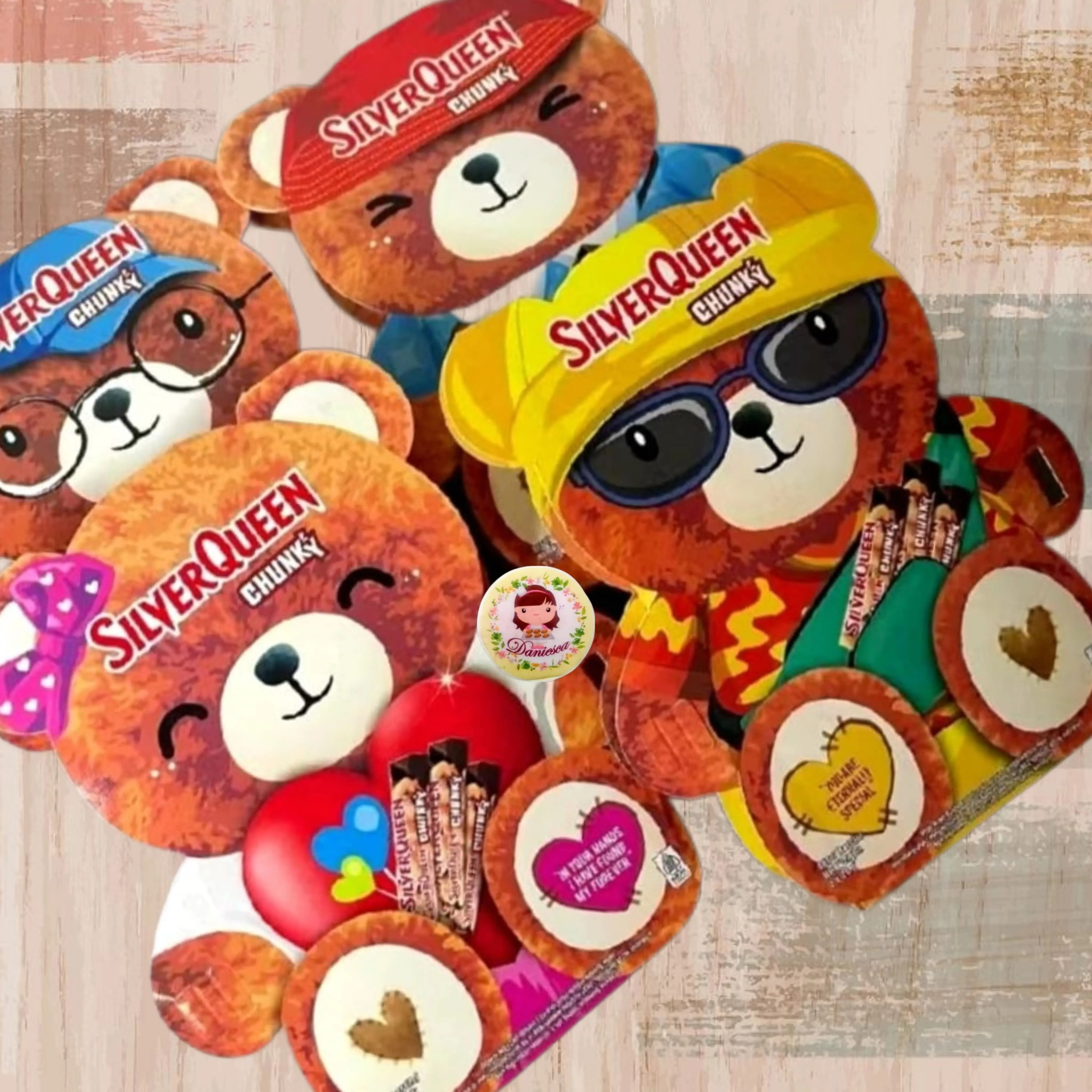 Silverqueen Bear-ry Muach 3in1 chunky bar cashew 26 gr 1 karakter beruang isi 3 pcs (ds bgr) Chocolate