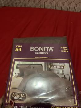 Product Review of Sprei Bonita Polos EMBOSS BANTAL 4 ( 180x200 ) King Size from E**a 0