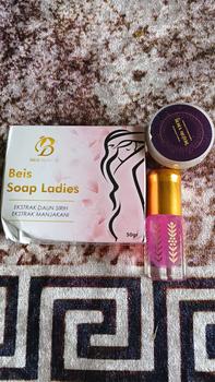 Product Review of Peket 3 In 1 Pot Bening. Beis Soap Ladies, Mieesk Ladies, & Cream Ladies Pot Bening. 1 pcs Sabun, 1 pcs Mieesk, & 1 pcs Cream Pot Bening. from S**a 0