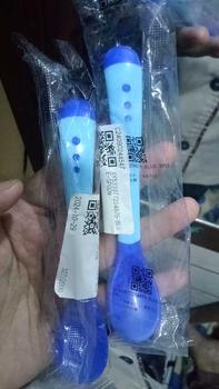Product Review of BAMBINO alat makan bayi mpasi Sendok temperature change color dan garpu makan bayi Merah from V**h A**i 0