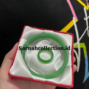 ￼Set gelang dan cincin giok kekinian terbaru giok keberuntungan