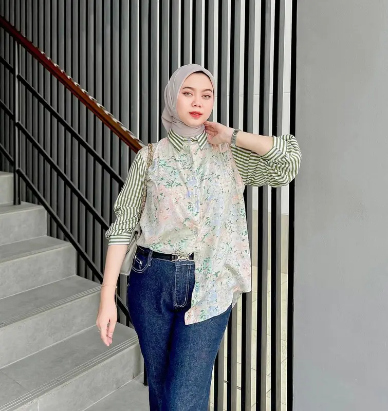 Kemeja Wanita Jumbo Rayon Kombinasi Busui Motif Janeva By Kamalin 1