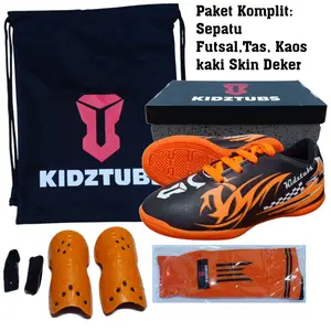 KIDZTUBS Sepatu Futsal Anak Paket Komplit Sepatu Futsal Tas Skin Deker Kaos Kaki Usia 6-10 Tahun Size 28 29 30 31 32 33 34 35 36 37 KDZ1207122524