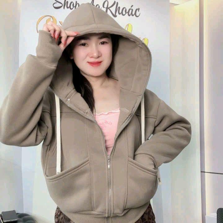 Áo Khoác Nỉ Bông Fom Lửng 6 Túi Vải Dày Mềm Mịn Tay Xỏ Ngón Chống Nắng Cho Nữ Từ 45 Đến 72 Ký Top Women Jacket