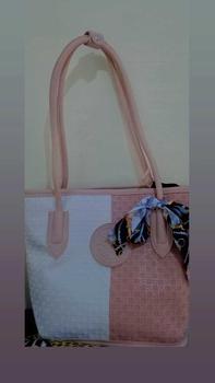 Product Review of [Beli lokal] Lk. Simponi totebag Wanita casual Durable Chic tas tote bag whits bagkerja tote  bag serbaguna sage from M**i b**u 0