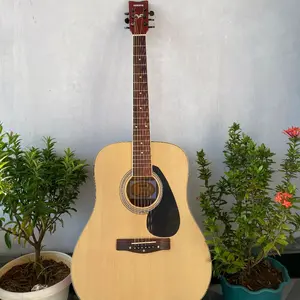 Gitar jumbo yamaahha f310 Customm
