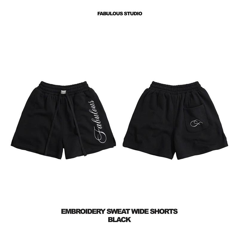 QUẦN SHORT NỈ  - FABULOUS STUDIO QUẦN SHORT FORM TRÊN GỐI THÊU CHỮ