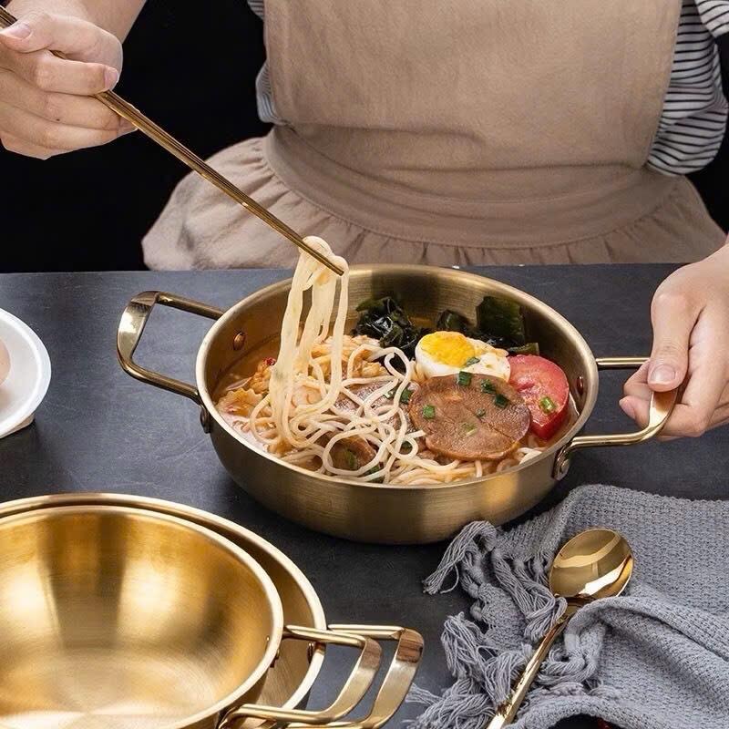 Nồi Nấu Mì Cay INOX Mạ Vàng, Chảo Đáy Sâu Chống Dính Làm Nồi Lẩu, Xào Nướng Tại Bàn, Dùng Được Bếp Gas, Bếp Điện Bếp Từ 3