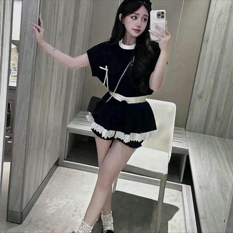 SÉT ĐỒ KIỂU TÁCH RỜI ÁO NỮ CÁNH DƠI MIX CHÂN VÁY XOÈ BÈO PHONG CÁCH TIỂU THƯ -H30 1