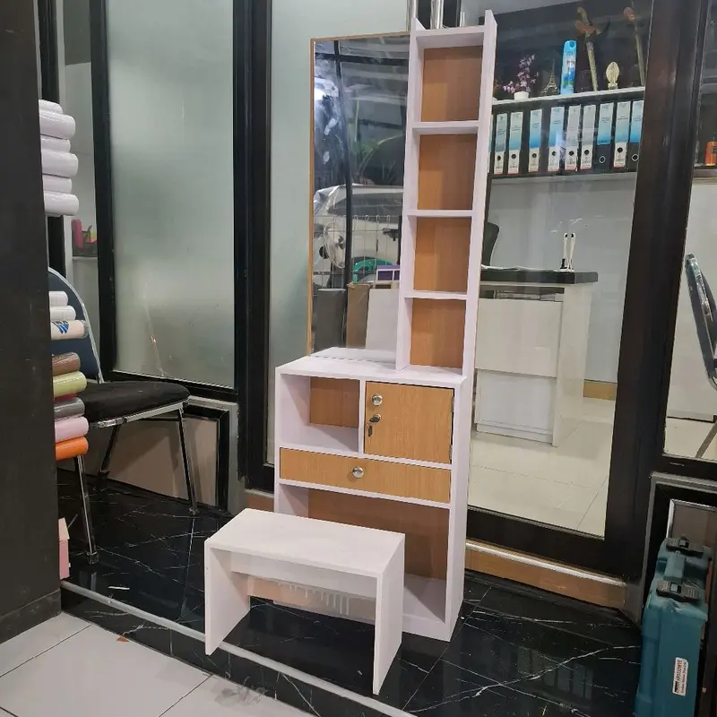 Meja Rias Cermin Dilengkapi Kunci - 140 x 45 x 20 Cm 6