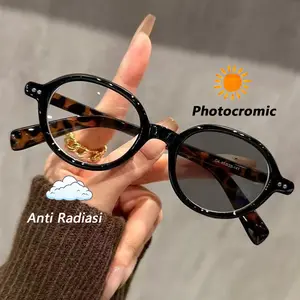 Kacamata Anti Radiasi Photochromic Vintage Pria Wanita Bingkai Kecil Oval